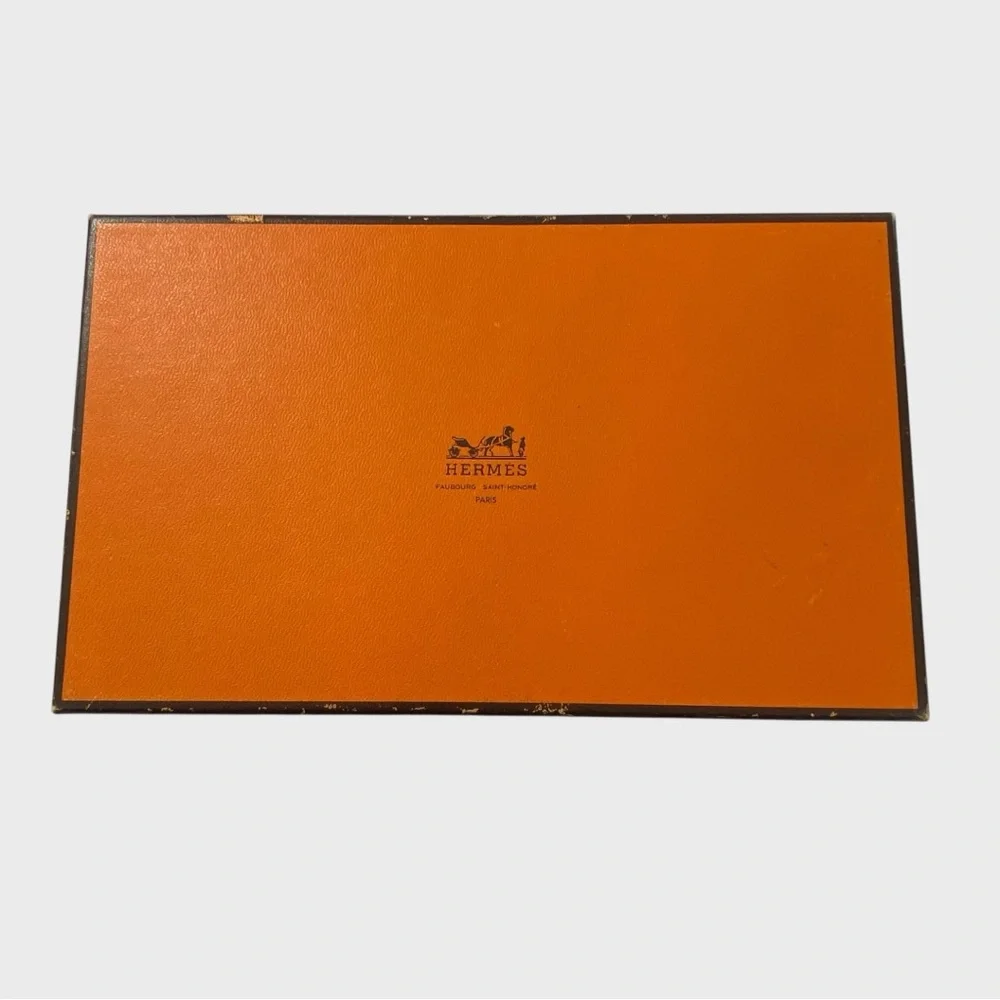 Hermes Yellow Leather Notebook Agenda Cover Passport Holder Travel - Picture 11 of 13